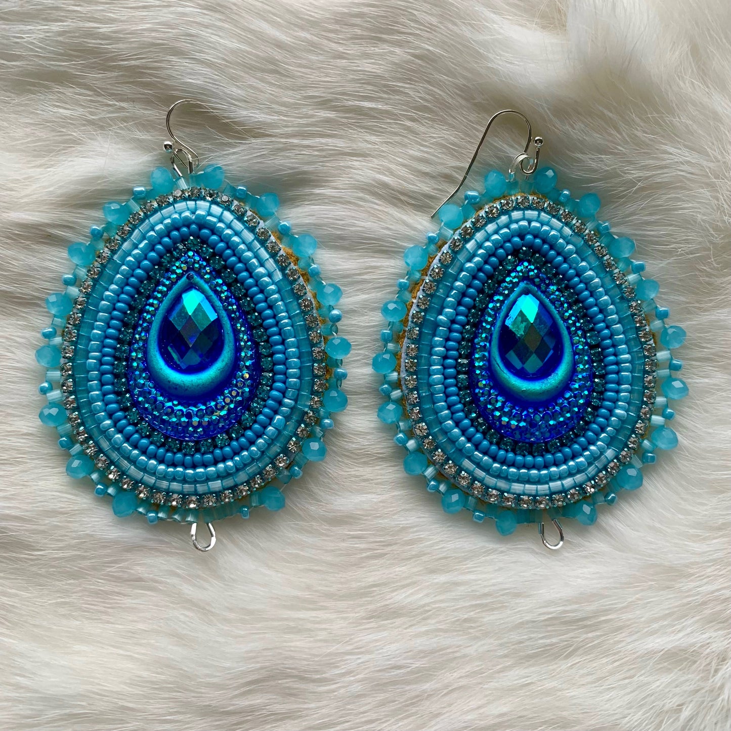 Tahkipêyâw Earrings