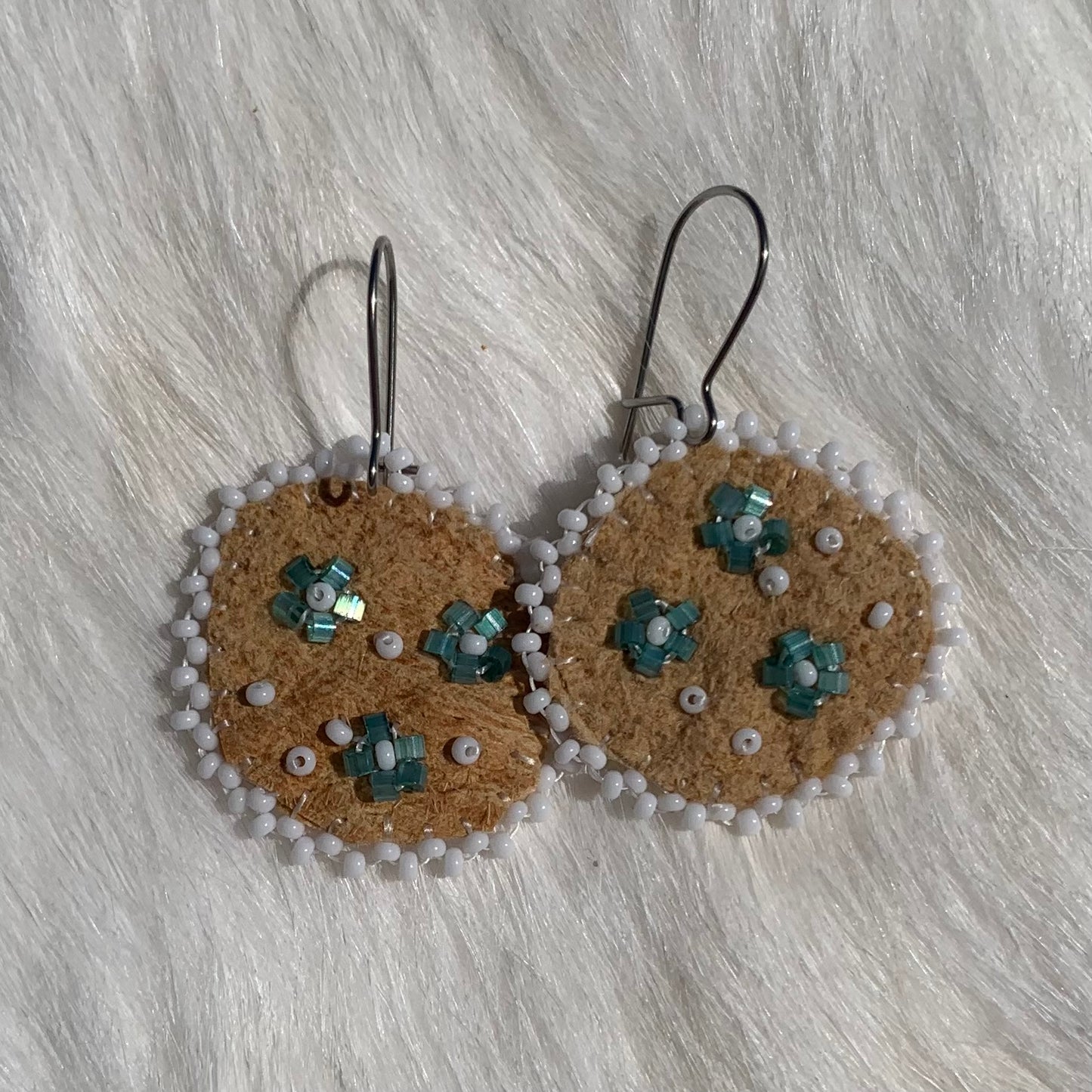 Pîsâpikwaniy Earrings