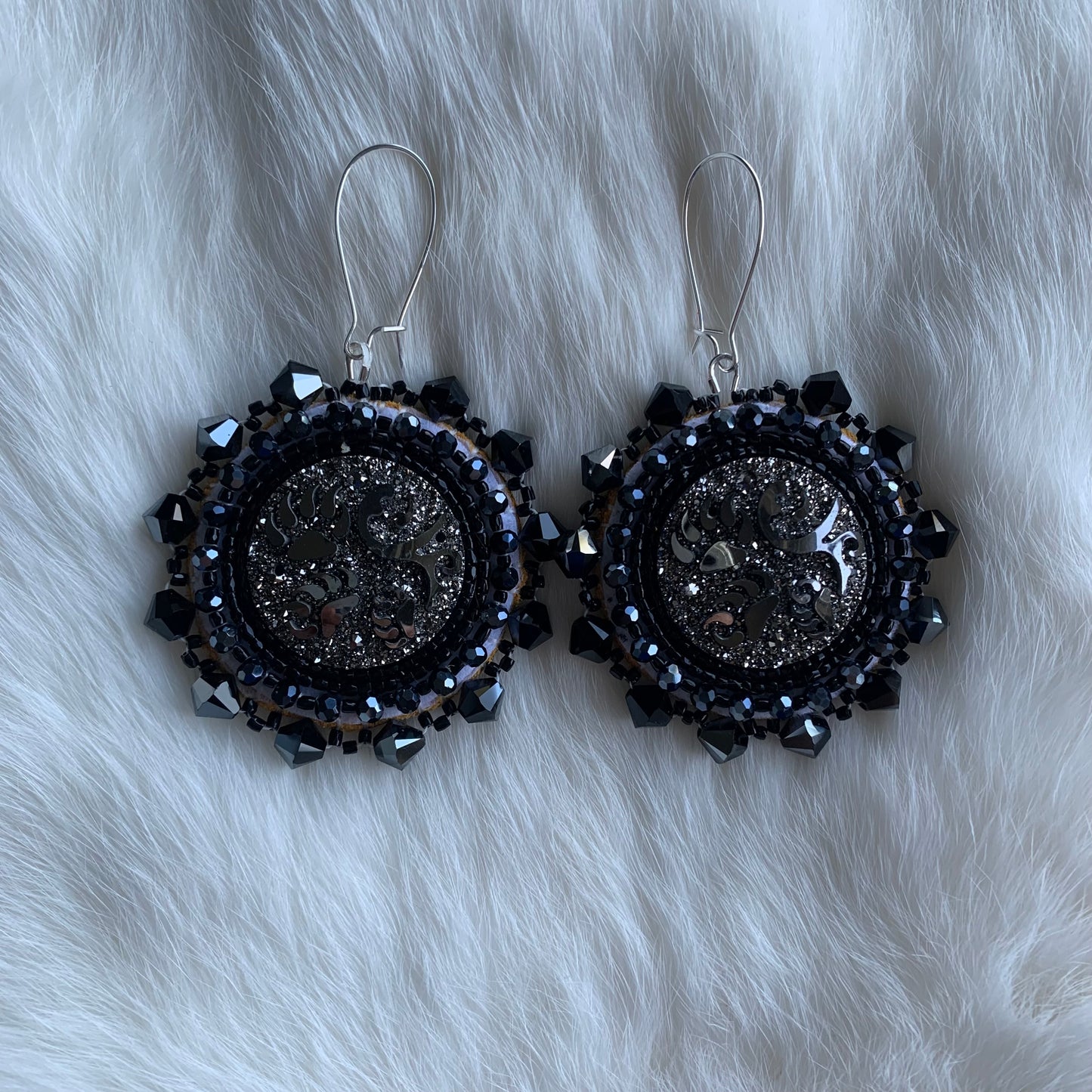 Kaskitêwâw Auntie Earrings